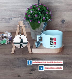 Abiye Hediye Kupa Bardak Beyaz ve Fotoğraflı Ahşap Anahtarlık Hediye (Model 8)