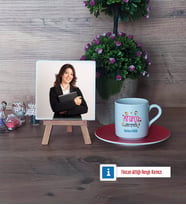 Arapça Öğretmeni Fotoğraflı Dekoratif Taş, Ahşap Altlıklı Türk Kahvesi Fincanı Hediye (Model 3)