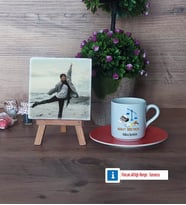 Adalet Öğretmeni Fotoğraflı Dekoratif Taş, Ahşap Altlıklı Türk Kahvesi Fincanı Hediye (Model 8)