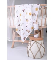 Müslin Örtü 85x90cm Harf Desen Organik Hediyelik Emzirme Alt Açma Yenidoğan Puset Örtüsü (Kahverengi)