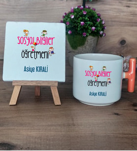 Sosyal Bilgiler Öğretmeni Hediye Seti Kupa Bardak T Kulplu ve Dekoratif Taş Öğretmenler Günü Hediyesi (Model 7)