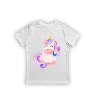 Unicorn baskılı pamuklu penye kumaş yazlık çocuk tişört (Beyaz)
