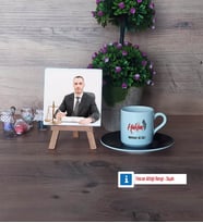 Hakim Fotoğraflı Dekoratif Taş, Ahşap Altlıklı Türk Kahvesi Fincanı Hediye (Model 7)