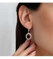 925 Ayar Gümüş Pırlanta Modeli Taşlı Şık Dia Küpe, Kadın Küpe (Kırmızı)