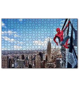 Cakapuzzle  Spiderman Eve Dönüş Binaya Asılı  Puzzle Yapboz MDF (Ahşap) (500 Parça)