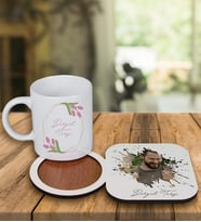 Kişiye Özel Tasarım Kupa Bardak Ve Fotoğraflı Ahşap Bardak Altlığı 99283 (Pembe)