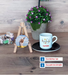 Pedagog Türk Kahvesi Fincanı Ahşap Altlıklı ve Fotoğraflı Ahşap Anahtarlık Hediye (Model 7)