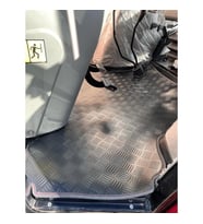 Case Farmall 100X Traktör Kabin Paspası (Kırmızı)