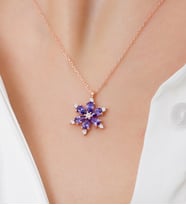 925 Ayar Gümüş Lotus Çiçeği  Kadın Kolye(ÖZEL KUTULU) (Rose)