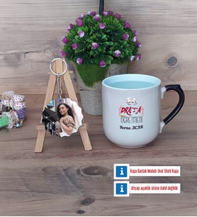 Drama Öğretmeni Kupa Bardak Beyaz ve Fotoğraflı Ahşap Anahtarlık Hediye Öğretmenler Günü Hediyesi (Model 10)