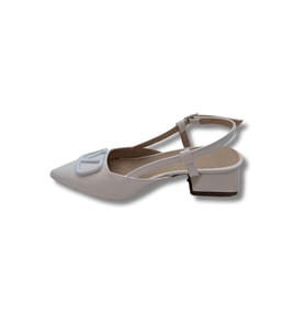 Delicate - Kadın Sivri Burunlu Arkası Açık Topuklu Ayakkabı - Delicate - NUDE - 39 (Beyaz)