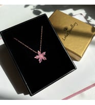 YILDIZ ÇİÇEĞİ KOLYE - 925 AYAR GÜMÜŞ KOLYE (Pembe)