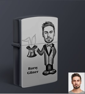 Kişiye Özel Sihirbaz Tasarımlı Karikatür Siyah Benzinli Çakmak Bay-1 (Siyah)