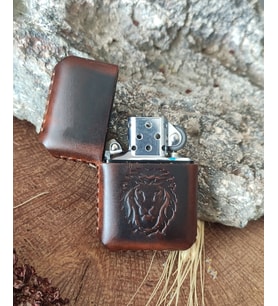 El Yapımı Hakiki Deri Kılıflı Zippo Çakmak (Antik Taba)