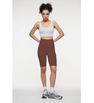 Mistirik Jerovin Model Toparlayıcı Örme Seamless Push Up Etkili Kısa Şort (Kahverengi)