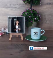 Diyaliz Teknikeri Fotoğraflı Dekoratif Taş, Ahşap Altlıklı Türk Kahvesi Fincanı Hediye (Model 9)