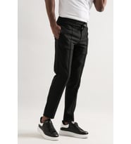 Armürlü Regular Fit Beli Lastikli Ve İplikli Önü Dikişli Mevsimlik Kumaş Erkek Jogger Pantolon (Siyah)