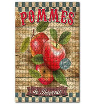 Cakapuzzle Dalında Koparılmış Elma Afişi Görseli, Puzzle Yapboz MDF (Ahşap) (255 Parça)