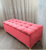 Lüks Çizgi Kapitoneli Sandıklı Puf Bench 120 cm Gold Ayak (Pembe)