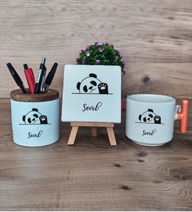 Sevimli Panda Hediye Sepeti Kupa Bardak T Kulplu, Kalemlik ve Dekoratif Taş Arkadaşa Doğum Günü Hediyesi (Model 7)