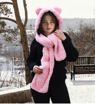Kapşonlu Welsoft Peluş Bere - Atkılı - Polar Boyunluk Şalı Sıcak Tutacak Kapşonlu Bere ile Kışın Keyfini Çıkarın (Pembe)