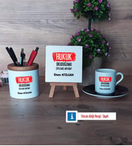 Hukuk Okuduğumu Söylemiş Miydim Hediye Seti Dekoratif Taş, Kalemlik, Ahşap Altlıklı Türk Kahvesi Fincanı Hediye (Model 7)