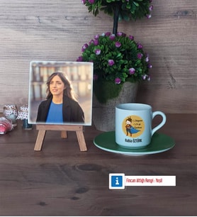 Öğretmenler Günü Hediyesi Fotoğraflı Dekoratif Taş, Ahşap Altlıklı Türk Kahvesi Fincanı Hediye (Model 9)