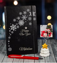 eJOYA Yeni Yıla Özel Defter Kalem Ve Fotoğraflı Çam Ağacı Notluk Hediye Seti 110662 (Siyah)