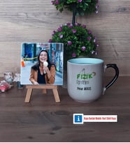 Fizik Öğretmeni Fotoğraflı Dekoratif Taş, Kupa Bardak Beyaz Hediye Öğretmenler Günü Hediyesi (Model 10)