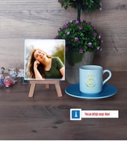 Baş Harf ve İsim Soyisim Fotoğraflı Dekoratif Taş, Ahşap Altlıklı Türk Kahvesi Fincanı Hediye (Model 5)