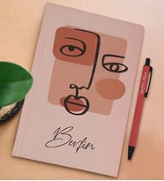 BK Gift Kişiye Özel İsimli Pudra Pembesi Sert Kapaklı Defter ve Tükenmez Kalem Seti, Arkadaşa Hediye, Yeni İş Hediyesi, Doğum Günü Hediyesi (Model 1)