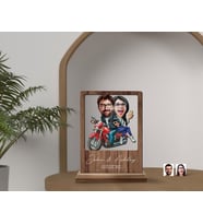 BK Gift Kişiye Özel Sevgililer Karikatürlü Ahşap Standlı Biblo, Sevgililer Günü Hediyesi, Doğum Günü Hediyesi, Yıl Dönümü Hediyesi-1 (Model 9)