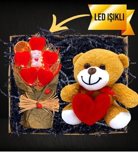 Kalpli Peluş Ayıcık & Led Işıklı Ayıcıklı Kırmızı Kalp Buketi (Yeşil)