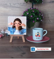 Kadın Polis Fotoğraflı Dekoratif Taş, Ahşap Altlıklı Türk Kahvesi Fincanı Hediye (Model 6)