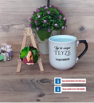 Teyzeye Doğum Günü Hediyesi Kupa Bardak Beyaz ve Fotoğraflı Ahşap Anahtarlık Hediye (Model 10)