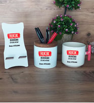  Hukuk Okuduğumu Söylemiş Miydim  Hediye Sepeti Kupa Bardak T Kulplu, Kalemlik ve Ahşap Telefon Standı Hukuk Öğrencisine Hediye (Model 4)