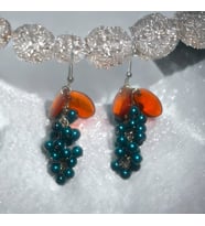 Crystal Atelier İnci Düşler Doğal İnci Tasarım Aesthetic Soft Vibes Vintage Etnik Otantik Salkım Sallantılı Kombin Tasarım Hediyelik Üzüm Kadın Küpe (Petrol)