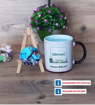 Laborant Kupa Bardak Beyaz ve Fotoğraflı Ahşap Anahtarlık Hediye (Model 9)