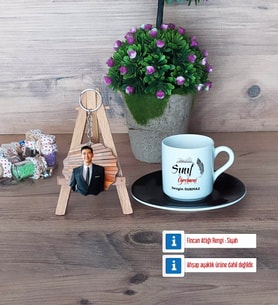 Sınıf Öğretmeni Türk Kahvesi Fincanı Ahşap Altlıklı ve Fotoğraflı Ahşap Anahtarlık Hediye (Model 7)