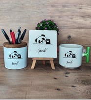 Sevimli Panda Hediye Sepeti Kupa Bardak T Kulplu, Kalemlik ve Dekoratif Taş Arkadaşa Doğum Günü Hediyesi (Model 8)
