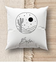 BK Gift Kişiye Özel İsimli Beyaz Kırlent Yastık, Ev Hediyesi, Ev Dekorasyonu, Dekoratif Hediye (Model 5)