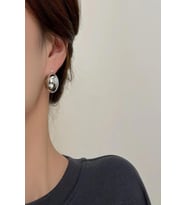 Kadın Küpe Vip Kararmaz İçi Boş Zirkon Top Küpe (Gümüş)