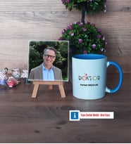Doktora Hediye Fotoğraflı Dekoratif Taş, Kupa Bardak Beyaz Hediye Tıp Bayramı Hediyesi (Model 4)