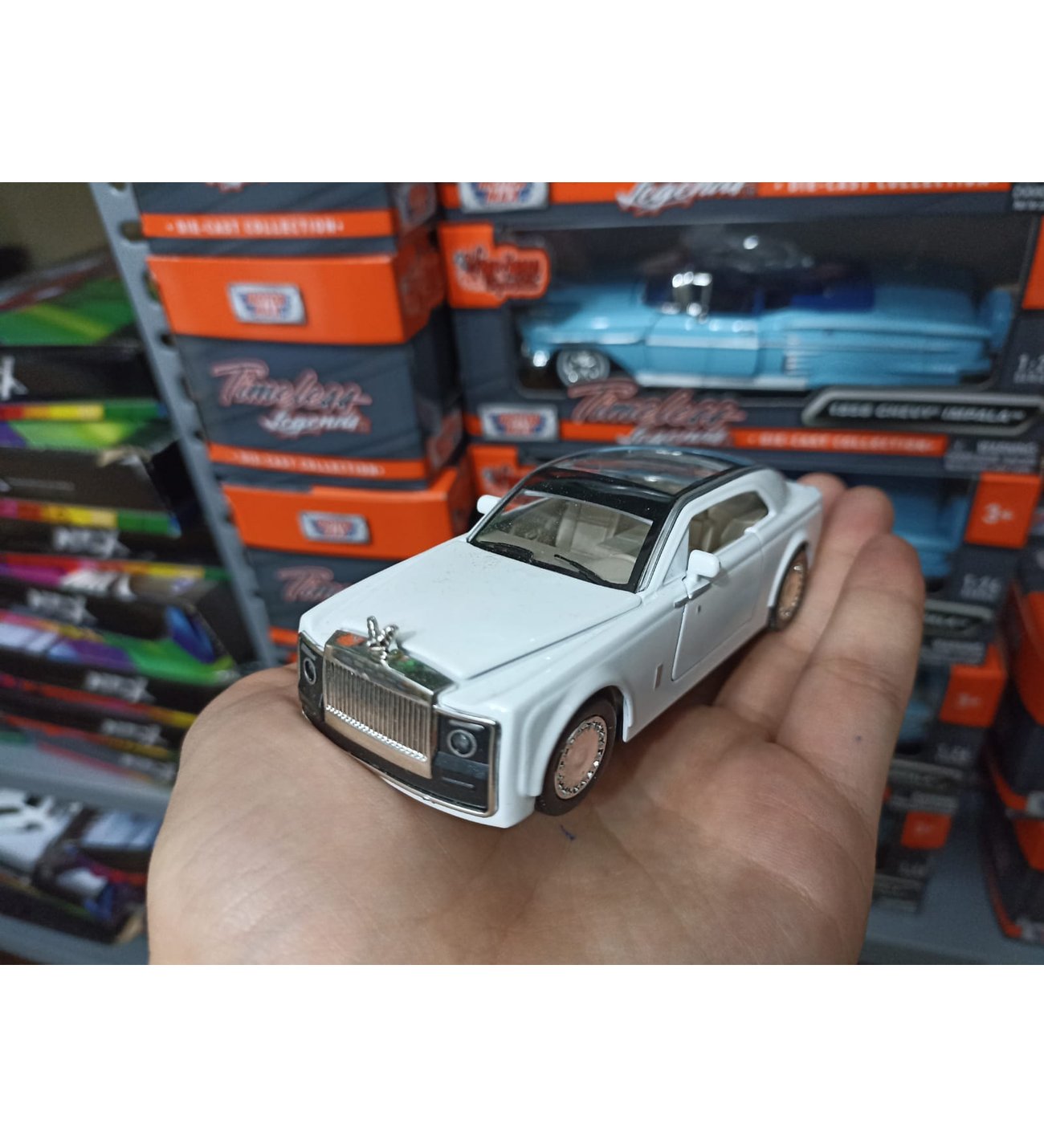 1:36 ROLLS ROYCE SWEPTAİL OYUNCAK ARABA METAL IŞIKLI SESLİ ( ÖZEL