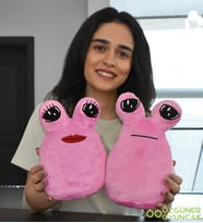 22 cm Kirpikli Sevimli Poe Peluş Oyuncak Sarı (Pembe)