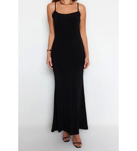 Moda Askılı Kare Yaka Maxi Elbise Mor Fitted Vücuda Oturan Askılı Maxi Esnek Örme Kalem Elbise (Siyah)