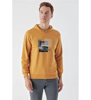 Slimfit Kapşonlu Önü Baskılı 2 İplik Erkek Sweatshirt (Sarı)