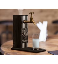 BK Gift Kişiye Özel Kabartma İsimli Musluklu Siyah(Ebony) Ahşap Rakı Standı, Rakı Çeşmesi, Doğum Günü Hediyesi, Ev Hediyesi, İçecek Dispenseri (Model 2)