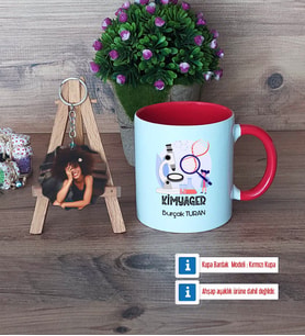 Kimyager Kupa Bardak Beyaz ve Fotoğraflı Ahşap Anahtarlık Hediye (Model 2)