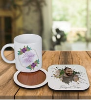 Kişiye Özel Tasarım Kupa Bardak Ve Fotoğraflı Ahşap Bardak Altlığı 99342 (Pembe)
